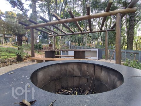 Image 20 - 245068